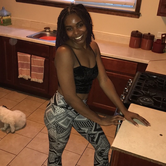 Meet your Posher, Stacy - Picture 1 of 1